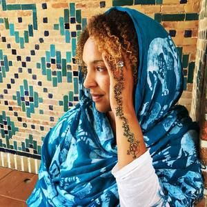 Meet your Posher, Jasmine